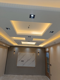 Salonda Ledli Al��pan ve Kenar�na ��ta Uygulamas� Esenler